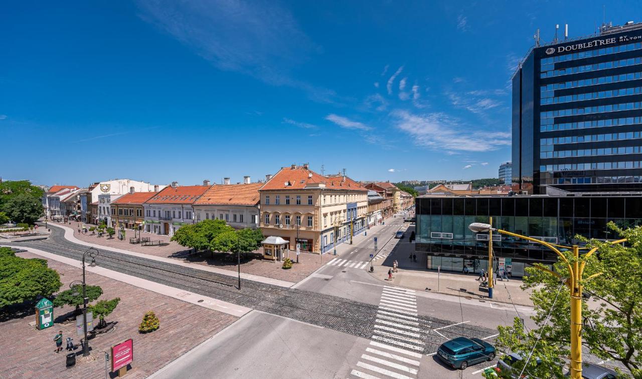 Premium Apt Kosice Center 3 Room 150M2 Hlavna Ulica Kültér fotó