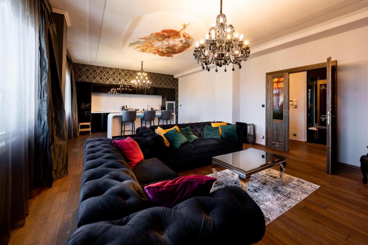 Premium Apt Kosice Center 3 Room 150M2 Hlavna Ulica Kültér fotó