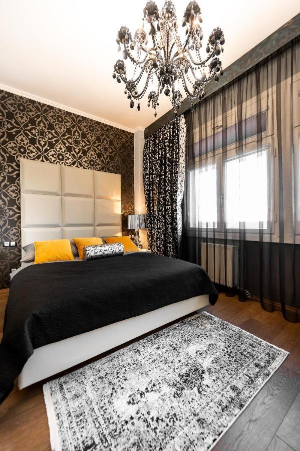 Premium Apt Kosice Center 3 Room 150M2 Hlavna Ulica Kültér fotó