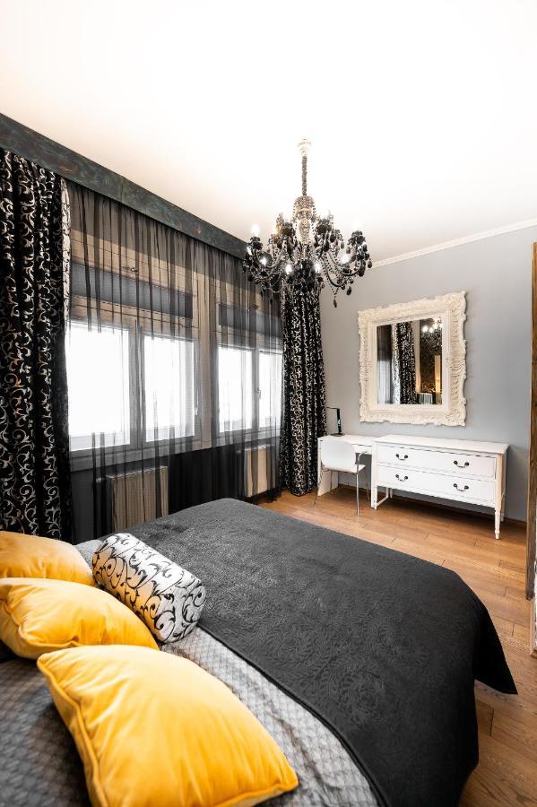 Premium Apt Kosice Center 3 Room 150M2 Hlavna Ulica Kültér fotó