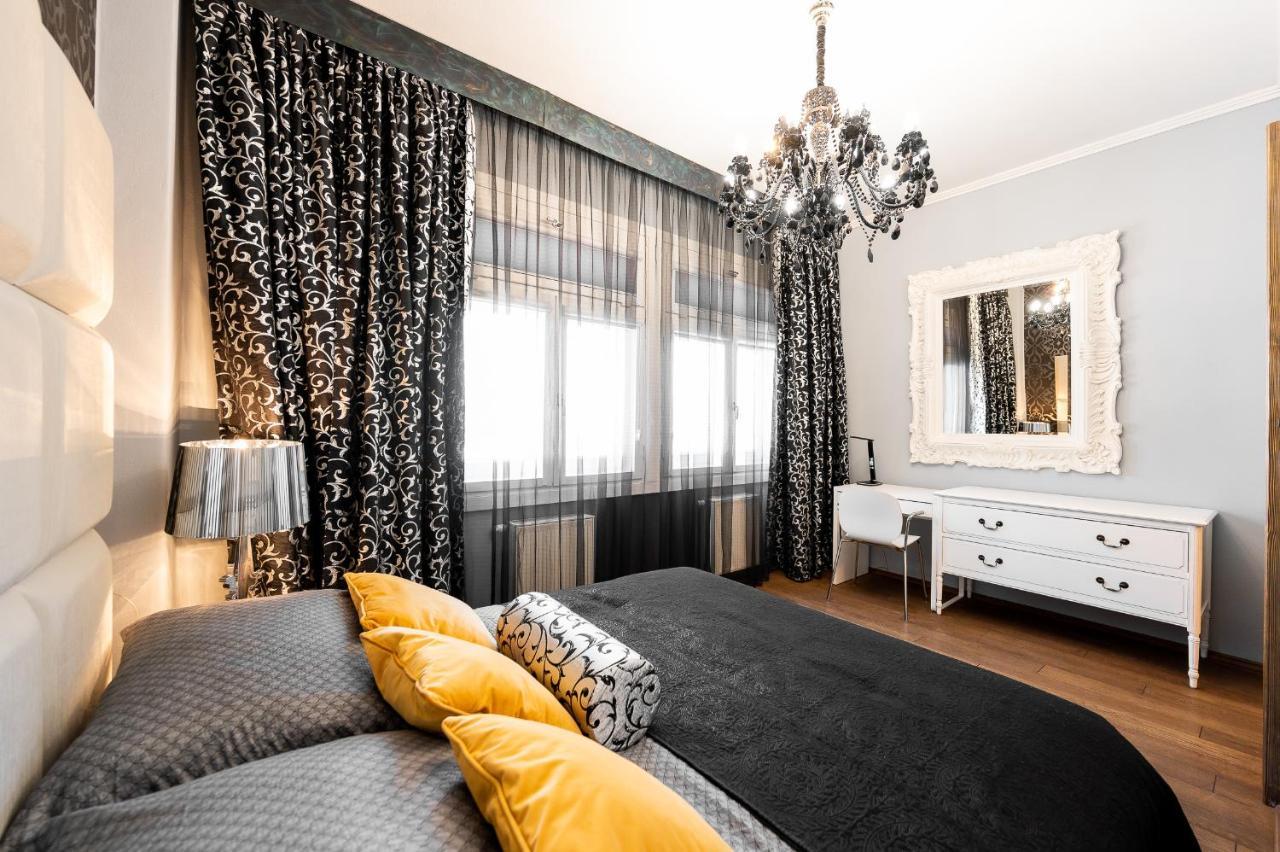 Premium Apt Kosice Center 3 Room 150M2 Hlavna Ulica Kültér fotó