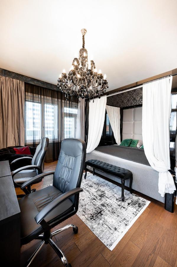 Premium Apt Kosice Center 3 Room 150M2 Hlavna Ulica Kültér fotó
