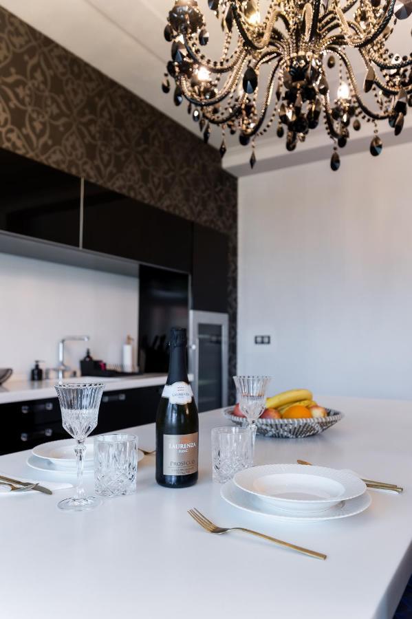 Premium Apt Kosice Center 3 Room 150M2 Hlavna Ulica Kültér fotó